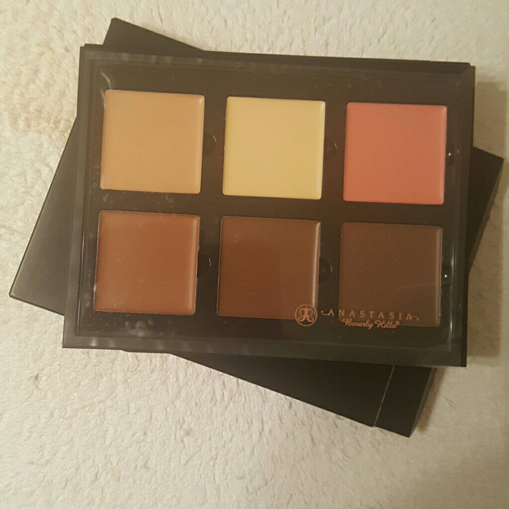 Anastasia Beverly Hills Contour Cream Kit (med.)